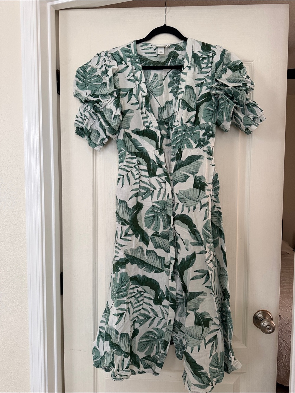 H&M x johanna ortiz White Midi Dress with Green Leaf Print and Puff Sleeves